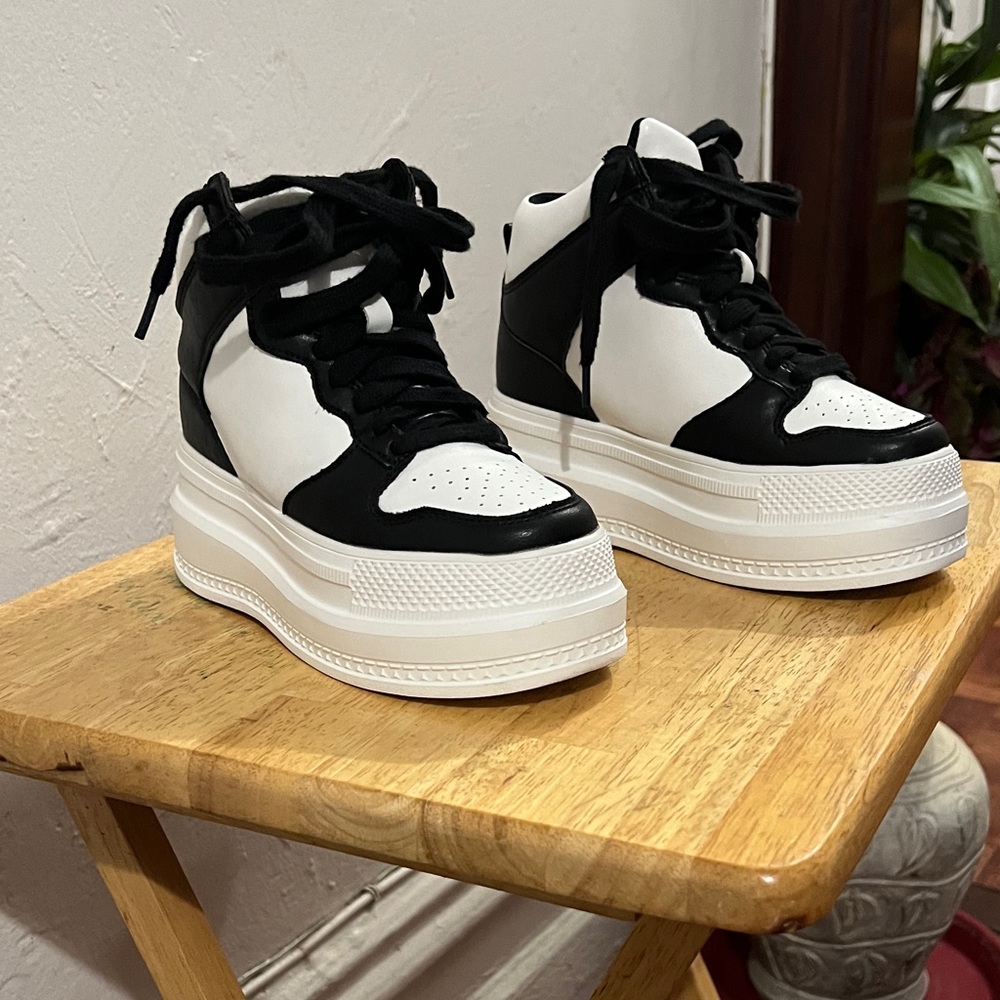 Madden Girl Stylish Black and White Women's High-Top Sneakers